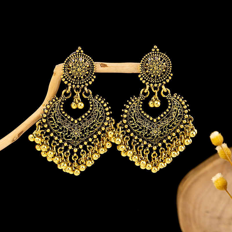 Wholesale Silver Pin Hollow Crystal Alloy Earrings